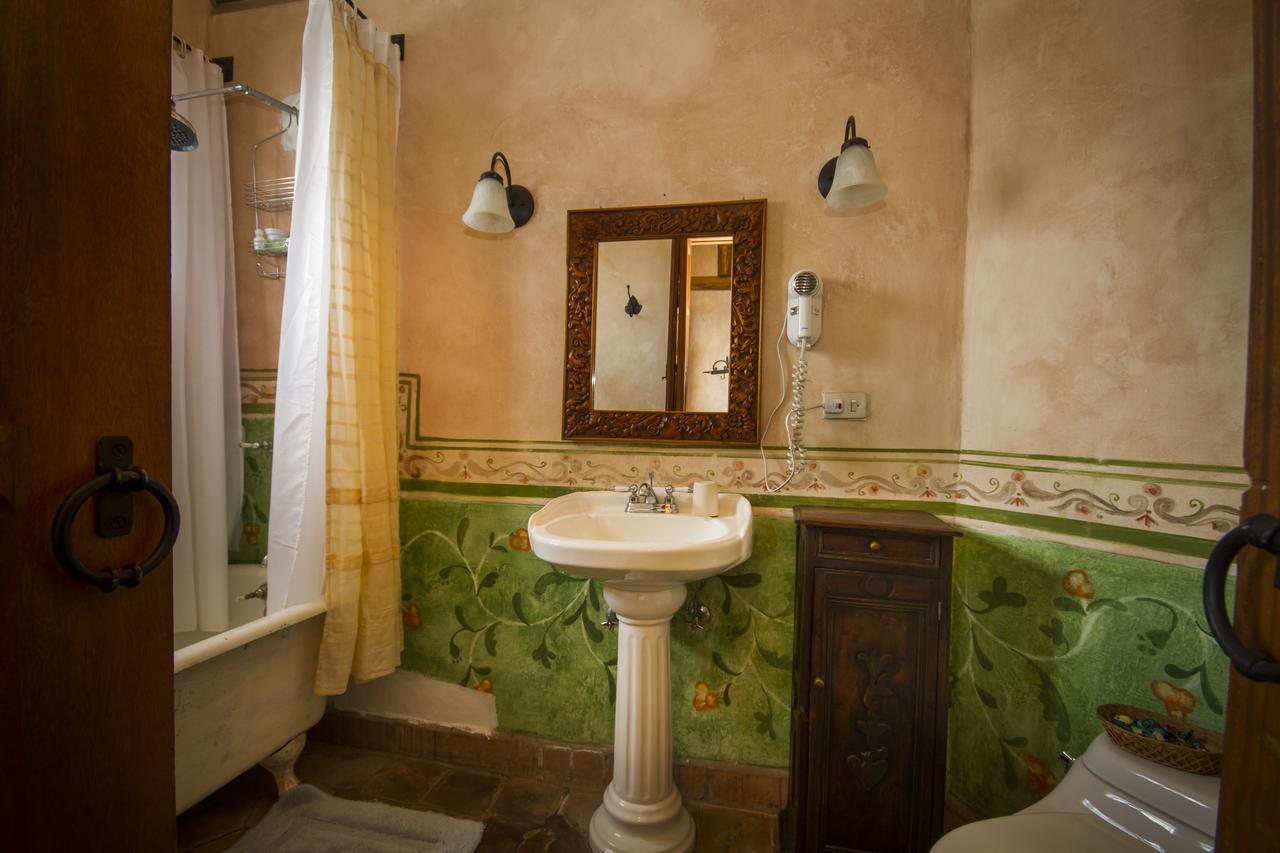 Hotel Hacienda San Agustin De Callo Lasso